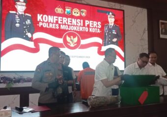 Tarunanews.com Kasatreskrim Polresta Kota Mojokerto Ungkap Kasus Penipuan Dengan Modus Menggandakan Uang Img 20240903 Wa0418 340x240