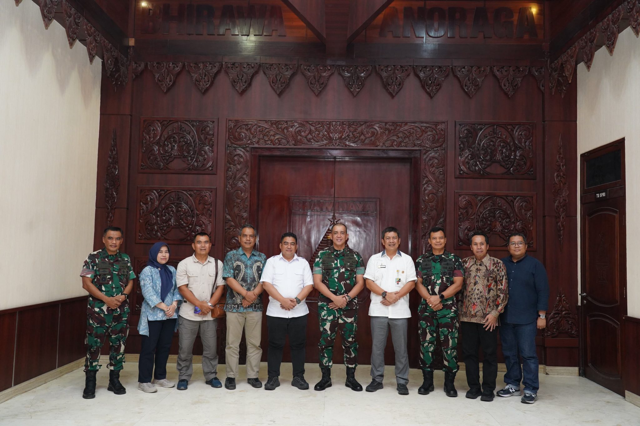 Mayjen TNI Rudy Saladin Terima Audiensi Dirjen Perkebunan Kementerian ...