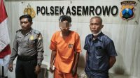Foto: Petugas Polsek Asemrowo mengamankan residivis pencurian kompor gas di Surabaya