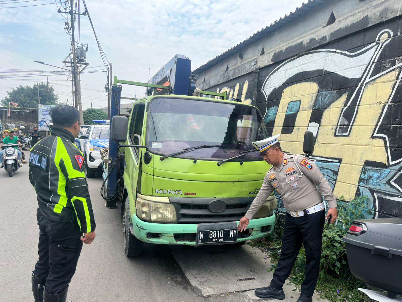 Foto: Truk Hino Dutro ditemukan di Surabaya setelah hilang dari Mojokerto
