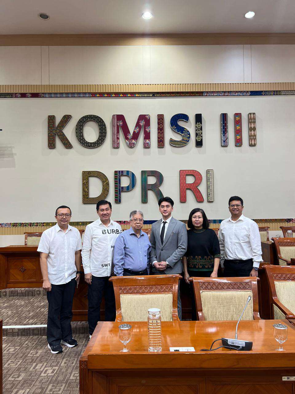 Foto: RDP Komisi III DPR RI membahas sengketa tanah Lontar Surabaya antara ahli waris dan PT Artisan Surya Kreasi