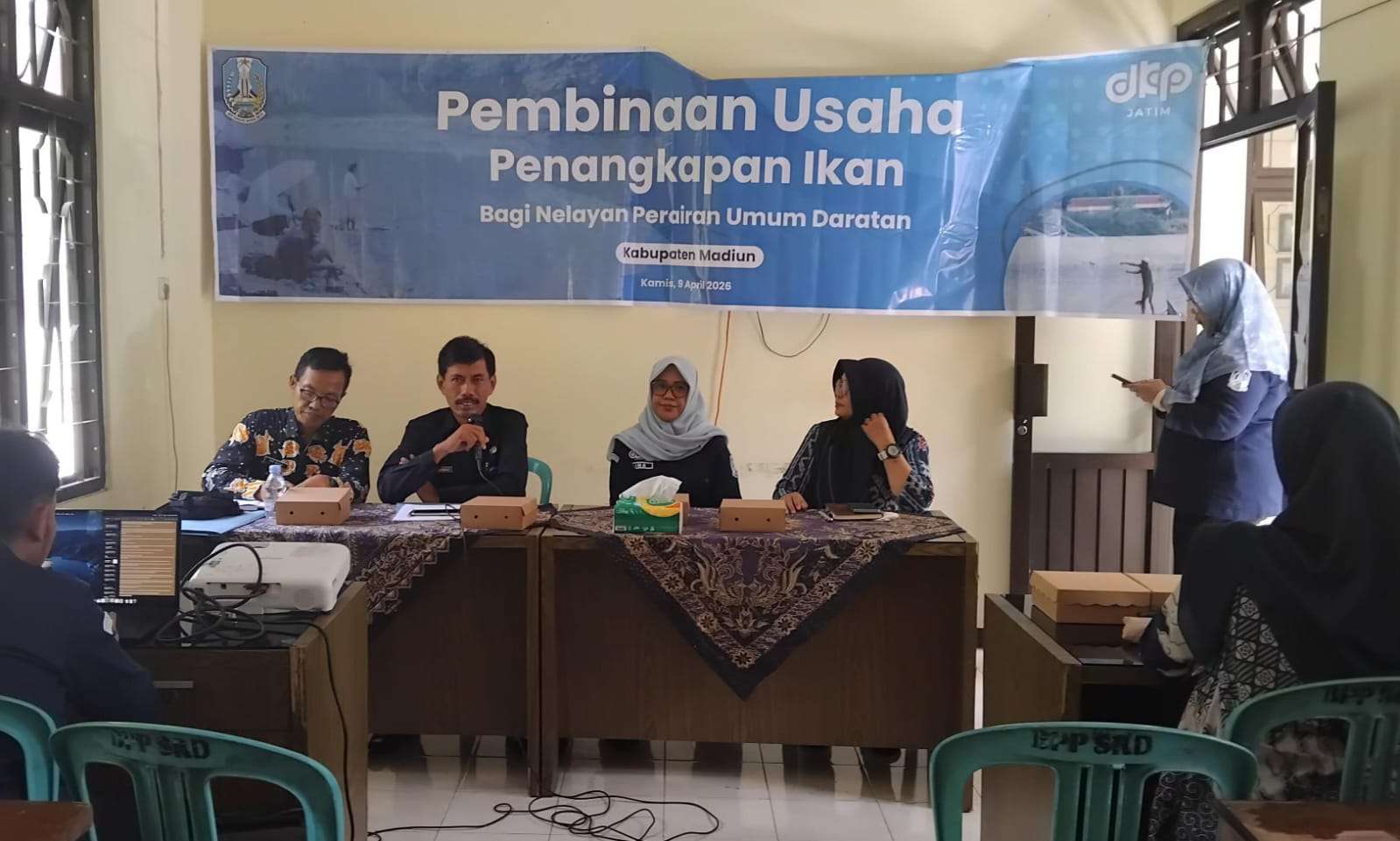 Foto: Sosialisasi alat tangkap ramah lingkungan bagi nelayan di Kecamatan Saradan Kabupaten Madiun oleh DKP Jawa Timur dan Dinas Perikanan setempat