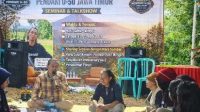 Foto: Kegiatan Camp Ceria Pendaki U-50 Jawa Timur di Sumber Lumpang dengan penanaman pohon dan edukasi keselamatan pendakian