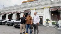 Foto: Kiri) Muhammad Arfan.,S.H, Dwi Heri Mustika.,S.H.,M.H dan Bagus Catur Setiawan.,S.H. Foto: Kiri) Muhammad Arfan.,S.H, Dwi Heri Mustika.,S.H.,M.H dan Bagus Catur Setiawan.,S.H.