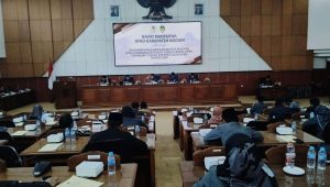 Foto: Rapat Paripurna DPRD Kabupaten Madiun bahas Raperda aset daerah dan Perumdam Tirta Dharma