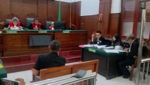 Foto: sidang kasus penggelapan dana perusahaan oleh accounting manager di Surabaya