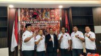 Foto: Pelantikan Anas Karno sebagai anggota DPRD Surabaya melalui rapat paripurna PAW 2026