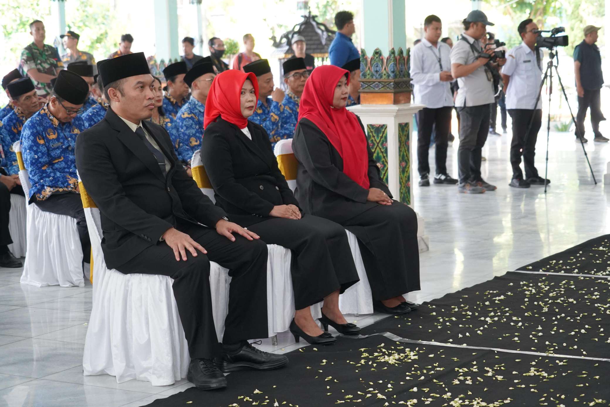 Foto: Pelantikan Sigit Budiarto sebagai Sekda Madiun oleh Bupati Hari Wuryanto di Pendopo Muda Graha