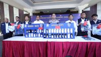 Foto: Direktorat Reserse Siber Polda Jatim saat merilis pengungkapan sindikat penipuan online jual beli mobil lintas daerah di Gedung Mahameru Surabaya.
