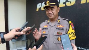 Foto: Pers Rilis Polres Malang memberikan imbauan terkait viralnya isu pocong abal-abal di wilayah Malang Raya.