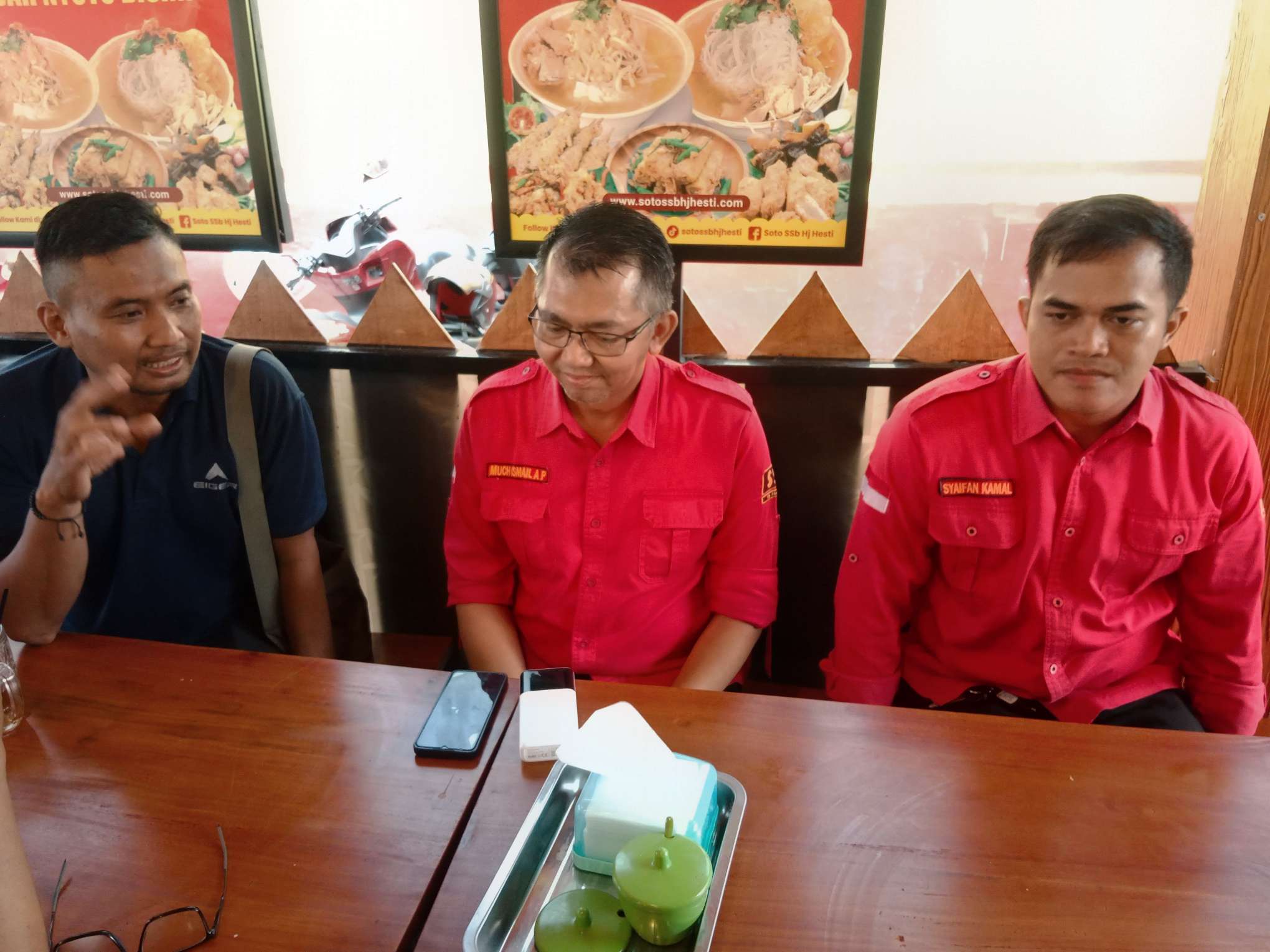 Foto: General Manager SSB Hj. Hesti, Moch Ismail menjelaskan komitmen Jogo Tonggo dan digitalisasi parkir di Surabaya.