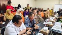Foto: Komisi D DPRD Surabaya saat membahas dugaan TPPO dan eksploitasi anak di Gion Spa HR Muhammad Square dalam Rapat Dengar Pendapat bersama OPD dan manajemen usaha spa.