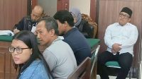 Foto: Terdakwa Wawan Purdianto alias Cebol menjalani sidang dugaan tindak pidana pencucian uang dengan nilai transaksi mencapai Rp41,69 miliar di Pengadilan Negeri Surabaya. Foto: Terdakwa Wawan Purdianto alias Cebol menjalani sidang dugaan tindak pidana pencucian uang dengan nilai transaksi mencapai Rp41,69 miliar di Pengadilan Negeri Surabaya.