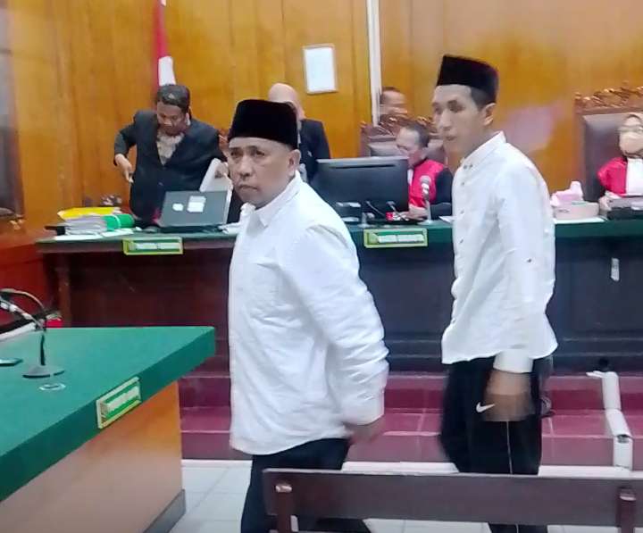 Foto: Sidang tuntutan dua pegawai PT Duta Mandiri Persada di Pengadilan Negeri Surabaya terkait dugaan penggelapan dalam jabatan yang menyebabkan kerugian perusahaan Rp4,7 miliar.