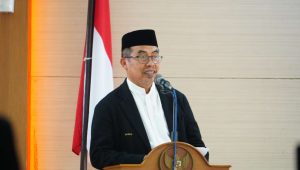Foto: Bupati Madiun Hari Wuryanto menghadiri pelantikan dan pengukuhan pengurus FOR SANTRI Sub Korwil 7 di Puspem Caruban.