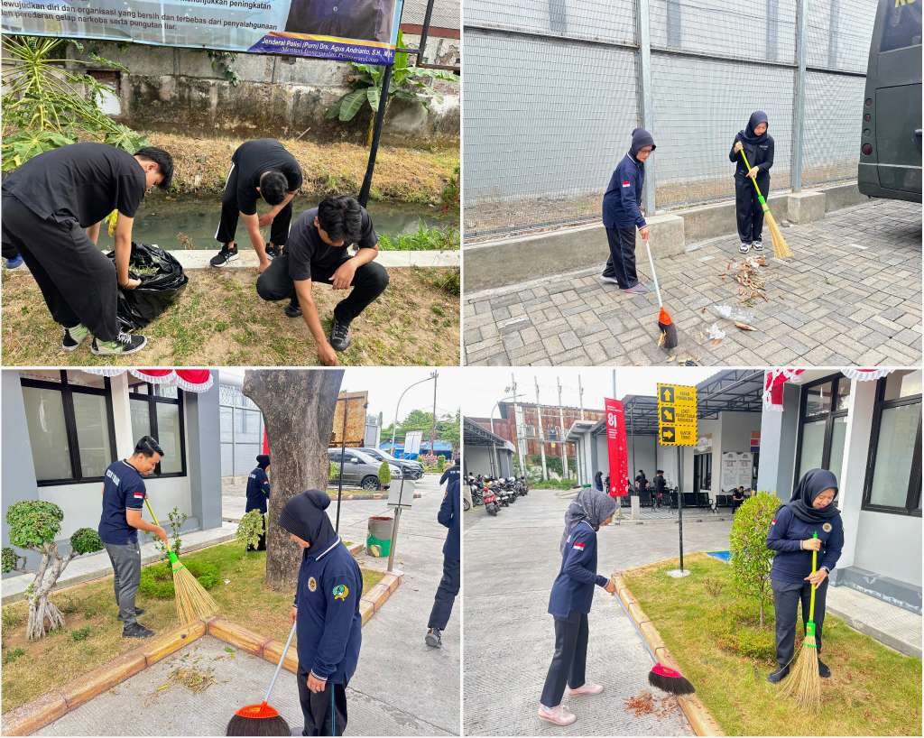 Foto: Petugas dan warga binaan Rutan Kelas I Surabaya melaksanakan kerja bakti massal membersihkan lingkungan dalam rangka menyambut HUT Ke-81 Kemerdekaan Republik Indonesia.