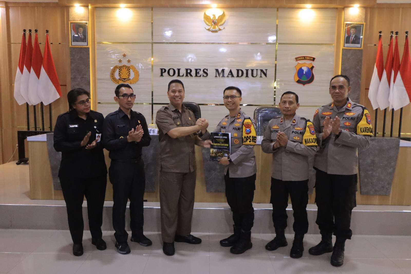Foto: Studi Lingkungan Sespimmen Polri Dikreg ke-67 di Polres Madiun membahas penguatan UMKM dan pemberdayaan ekonomi masyarakat