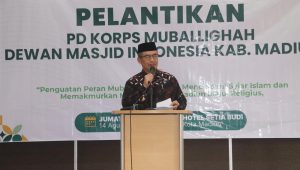 Foto: Bupati Madiun Hari Wuryanto menghadiri pelantikan PD KM DMI Kabupaten Madiun periode 2026–2031 di Hotel Setia Budi Kota Madiun