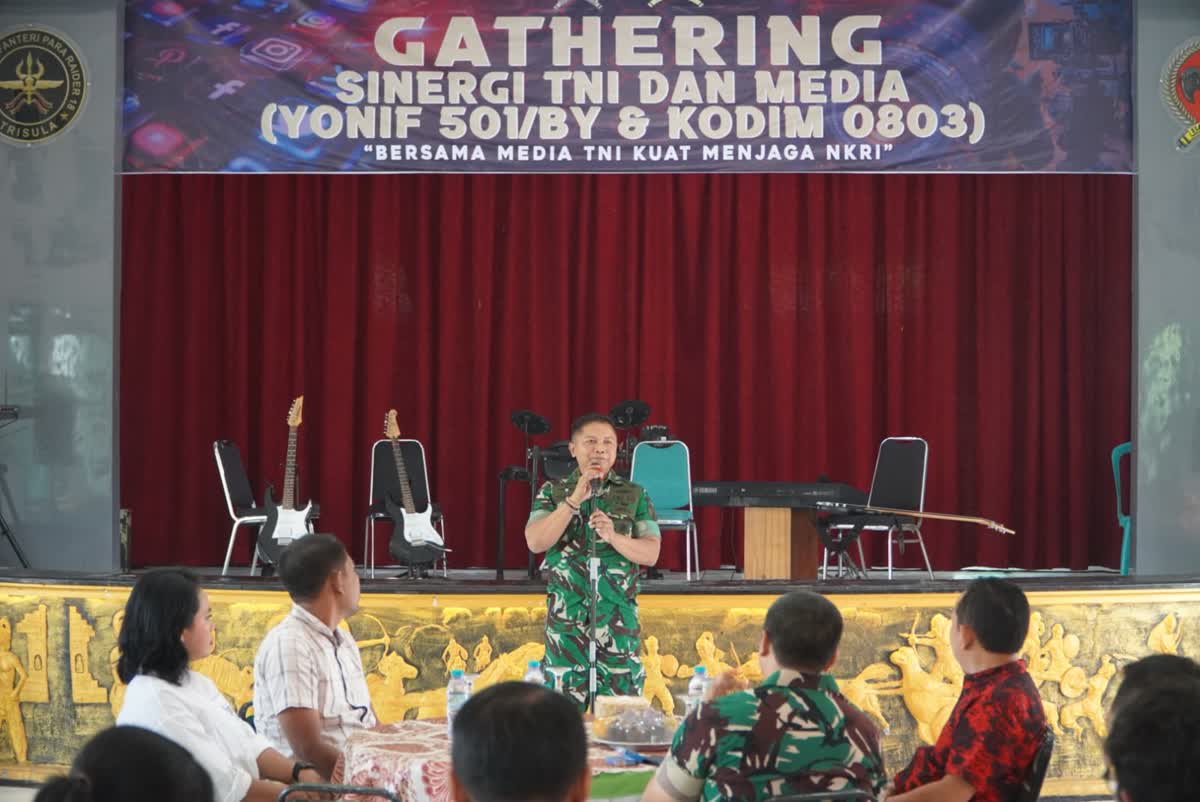 Foto: Gathering Kodim 0803 Madiun dan Yonif 501 BY bersama insan media se-Madiun Raya