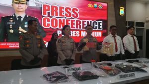 Foto: polres Madiun gelar press release kasus dugaan penggelapan kalung emas 
