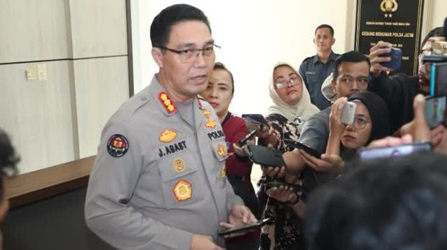 Kabid Humas Polda Jawa Timur Kombes Pol Jules Abraham Abast