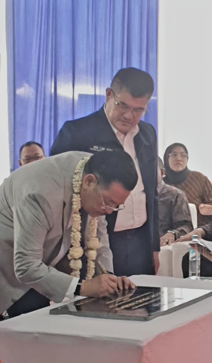 Foto: Peresmian Grha DPC PERADI Surabaya di Jalan Dukuhmenanggal Timur Surabaya pada 5 September 2026