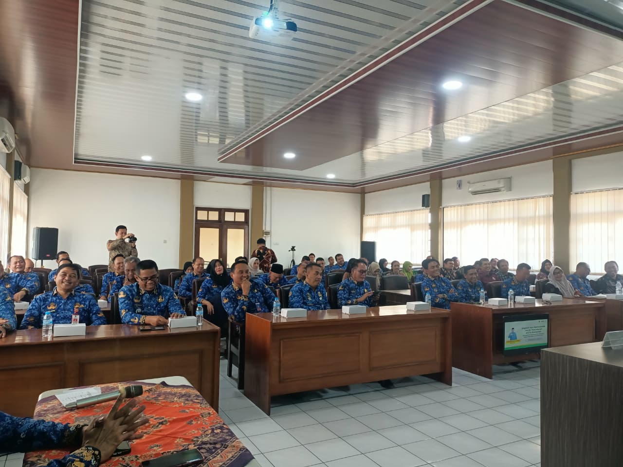 Foto: Bupati Madiun Hari Wuryanto mendorong percepatan pencatatan akta kematian dalam sosialisasi Dukcapil Kabupaten Madiun