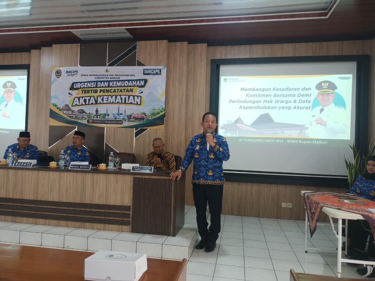 Foto: Bupati Madiun Hari Wuryanto mendorong percepatan pencatatan akta kematian dalam sosialisasi Dukcapil Kabupaten Madiun
