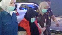 Foto: Kejati Jatim menetapkan SH sebagai tersangka kelima kasus dugaan korupsi penyaluran KUR BNI Cabang Jember Foto: Kejati Jatim menetapkan SH sebagai tersangka kelima kasus dugaan korupsi penyaluran KUR BNI Cabang Jember