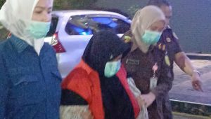 Foto: Kejati Jatim menetapkan SH sebagai tersangka kelima kasus dugaan korupsi penyaluran KUR BNI Cabang Jember