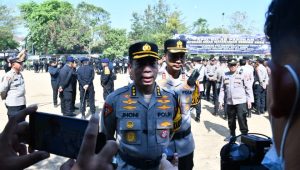 Foto: Apel Gelar Pasukan Operasi Aman Mataraman Semeru 2026 di Lapangan Loduwur Kota Madiun