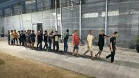 Foto: Pemindahan 177 narapidana dari Rutan Kelas I Surabaya ke Lapas di Madiun