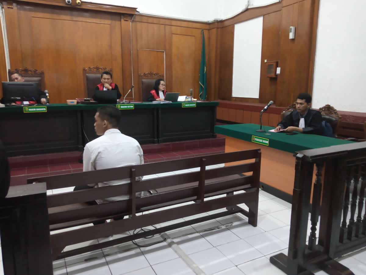 Foto: Sidang tuntutan perkara narkotika Safiul Amri di Surabaya dengan tuntutan 7 tahun 6 bulan penjara dan denda Rp400 juta.