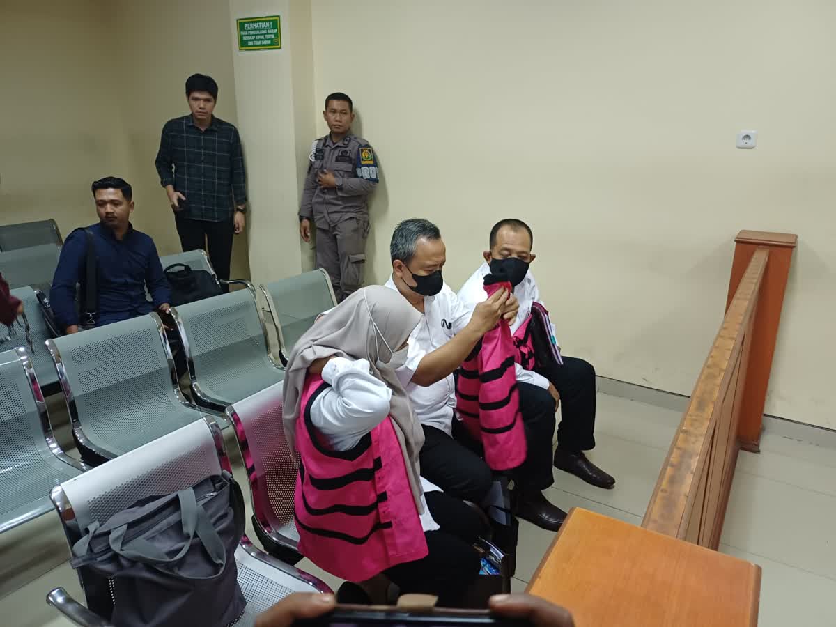 Foto: Nurkholis disebut dalam dakwaan perkara dugaan korupsi pengurusan izin pengusahaan air tanah ESDM Jawa Timur