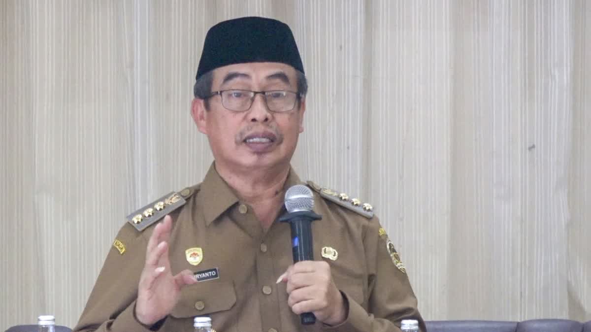 Foto: Wakil Bupati Madiun Purnomo Hadi dalam sosialisasi Early Warning System revitalisasi 89 satuan PAUD di Kabupaten Madiun.