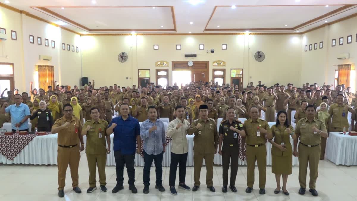 Foto: Wakil Bupati Madiun Purnomo Hadi dalam sosialisasi Early Warning System revitalisasi 89 satuan PAUD di Kabupaten Madiun.